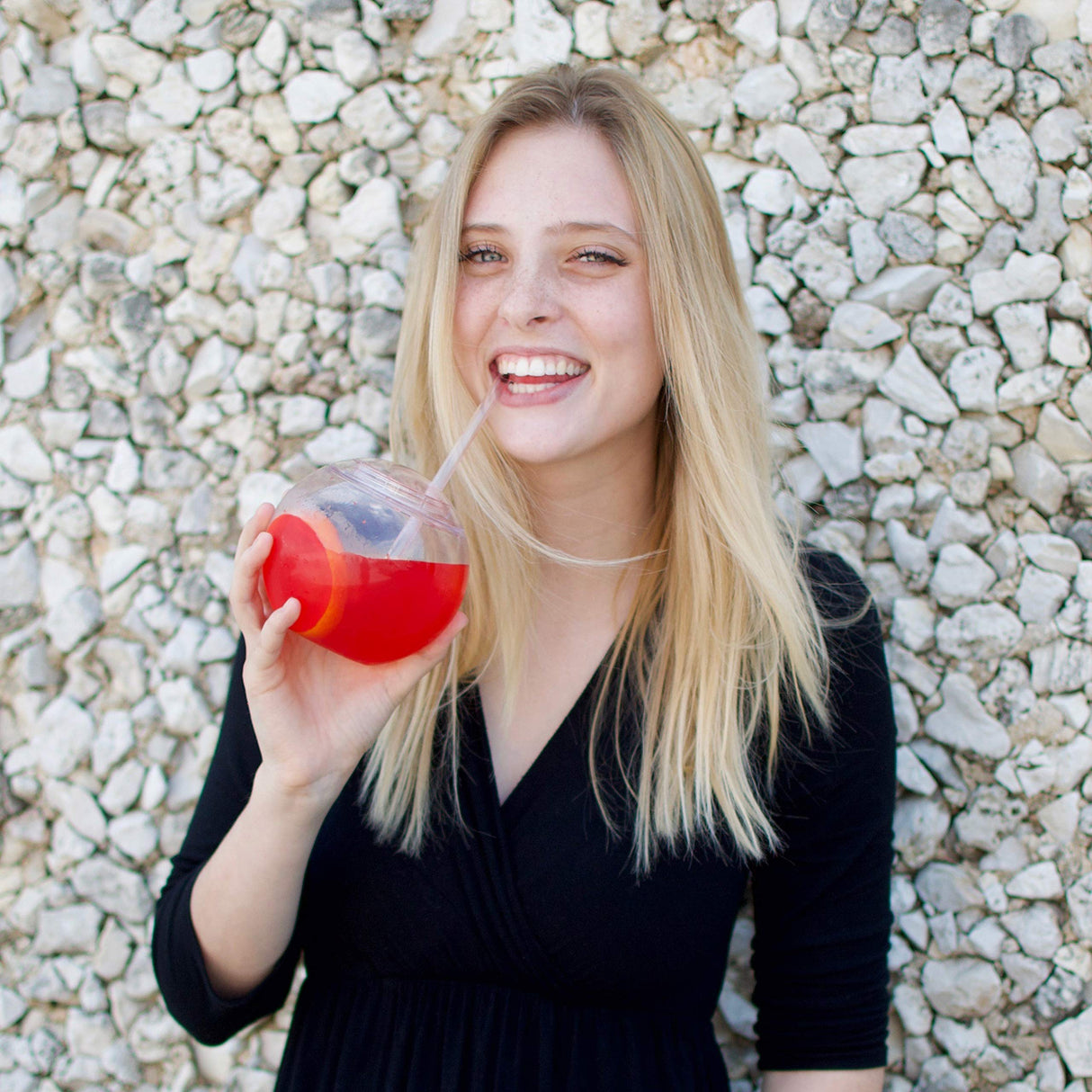 Fish Bowl for Drinks - Sphere Shaped Durable Drinking Party Cups with Cover, 4-Pack (22 oz) - Fun, Unique Design Sits Flat, 4 Straws Included - Great for Dinner and Cocktail Parties and Outdoor Use Kwirkworks