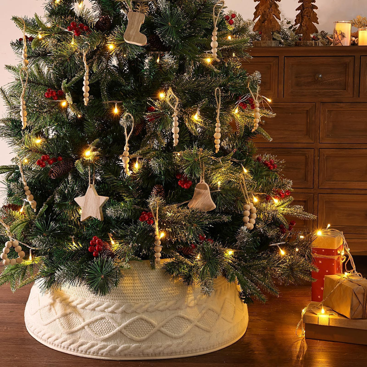 Treory Knitted Christmas Tree Collar: Cream Crossed Diamond Edge Chunky Cable Knit Christmas Tree Collars for Artificial Trees, Farmhouse Rustic Tree Ring Tree Skirt for Christmas Home Décor Treory