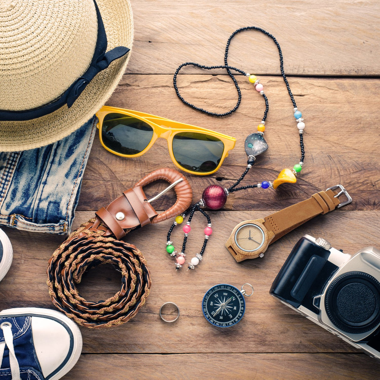 CUCOL Womens Wooden Bamboo Watches Leather Strap with Gift Box CUCOL