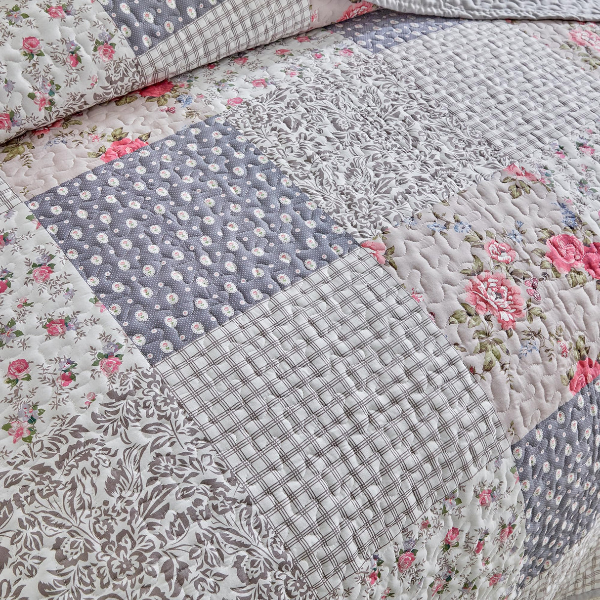 Joyreap Floral Cotton Quilt Set, Neutral Flowers Grid Patchwork Design, 3 Pieces Queen Size Quilt Bedding Set, Farmhouse Countryside Bedspread Bed Cover for All Season- 90x90 inches Joyreap