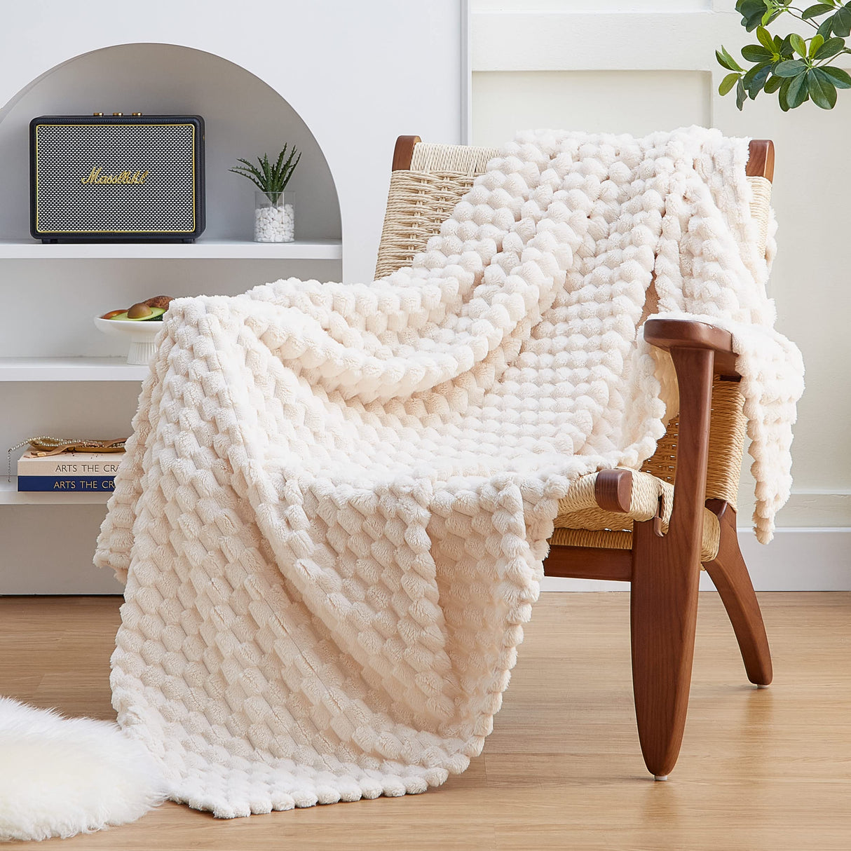 EXQ Home Fleece Throw Blanket for Couch or Bed - 3D Imitation Turtle Shell Jacquard Decorative Blankets - Cozy Soft Lightweight Fuzzy Flannel Blanket Suitable for All Seasons(50"×60",Beige) EXQ Home