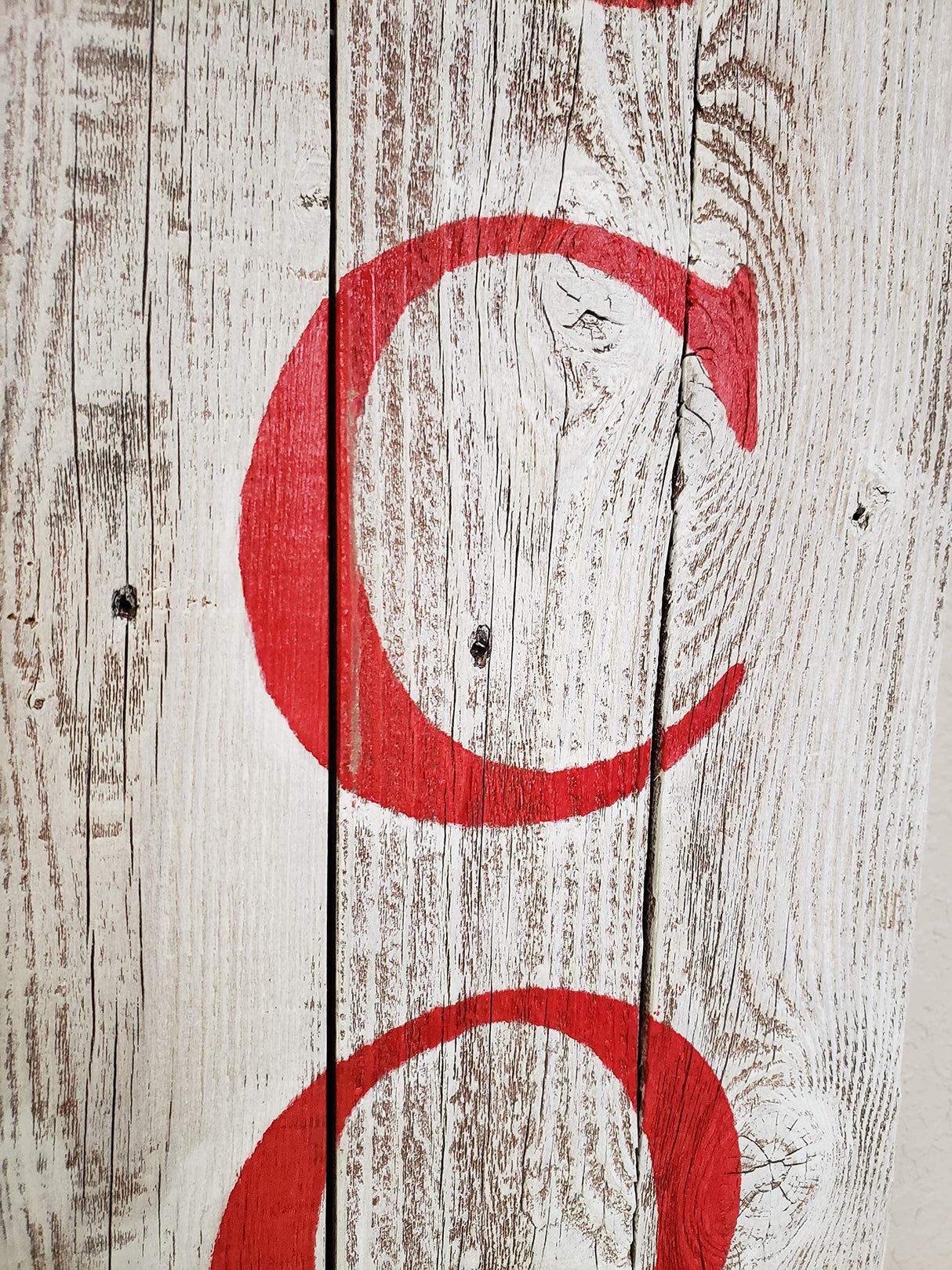 Rockin' Wood Indoor Outdoor Welcome Sign 5 Foot Vertical Rustic Reclaimed Wood Farm House Style for Front Door or Porch, Whitewash with Red Lettering Rockin' Wood