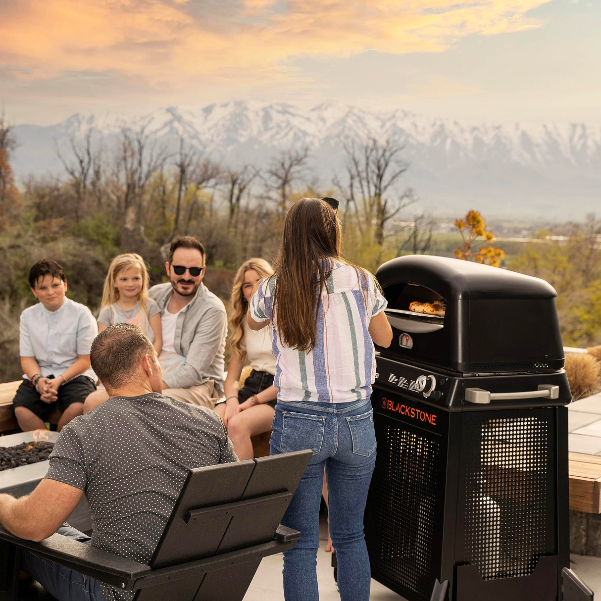 Blackstone 6825 Pizza Oven, Black Blackstone