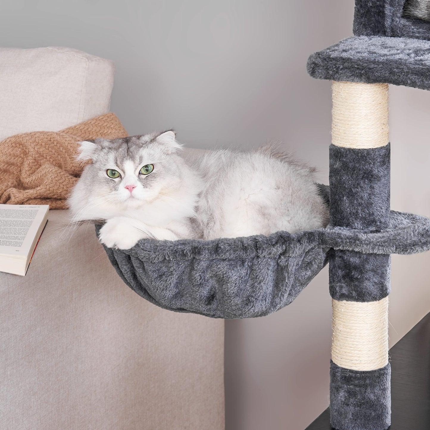 BEWISHOME Cat Tree with Litter Box Enclosure All-in-one Indoor Cat Hidden Litter Box Furniture Cat Tower with Large Cat Condo Modern Cat House with Scratching Posts MMJ81D