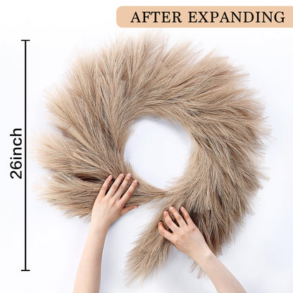 Sggvecsy Pampas Grass Wreath 26’’ Faux Pampas Wreath for All Seasons Artificial Pampas Wreath Christmas Decor Boho Wall Decor for Front Door Farmhouse Fall Autumn Xmas Spring Wreath Decoration (Brown)