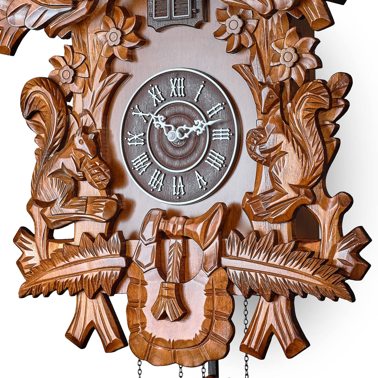 TIMEGEAR Cuckoo Clock with Automatic Night Mode, Hand Carved Deer Head and Wooden Decorations (Brown) TIMEGEAR
