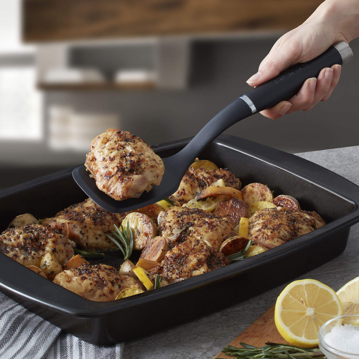 KitchenAid Gourmet Nylon Short Turner, One Size, Matte Black KitchenAid