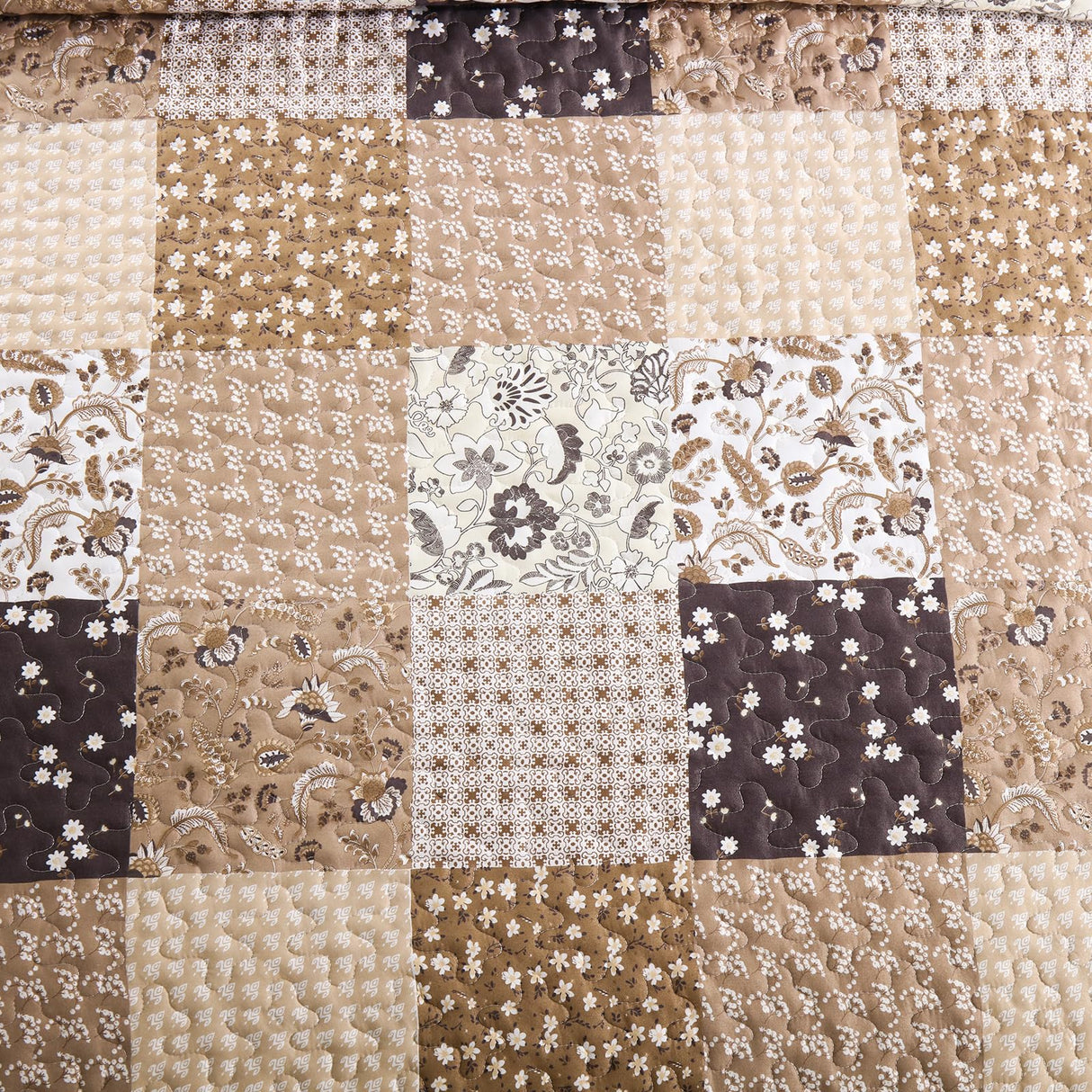 Menghomeus Brown Quilt Set King Boho Patchwork Bedspread Floral Coverlet Reversible Bed Quilt Set All Season Soft Microfiber Bedding Farmhouse Bed Sets, 104"x90" Menghomeus