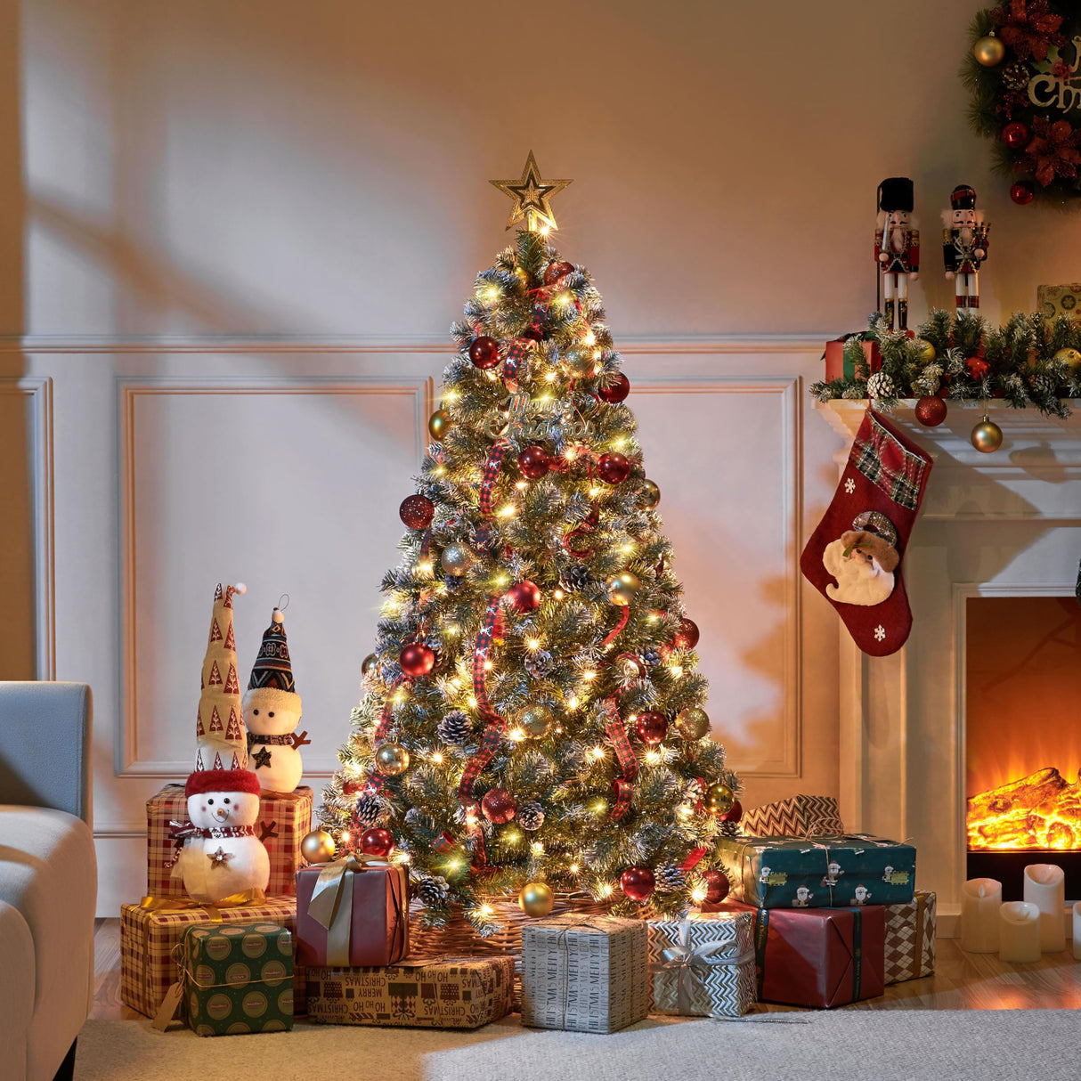 Yaheetech 4.5ft Pre-lit Christmas Tree, Snow Flocked Artificial Christmas Tree with 35 Snow Pinecones & 412 PVC Branch Tips & 150 Warm White Lights, White & Green Yaheetech