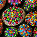 Outus 8 Pieces Mandala Dotting Stencils Reusable Mandala Stencil Template Set 8/12/16 Segment Painting Drawing Templates for Wood, Fabric, Glass, Metal, Walls DIY Painting Art Projects Outus