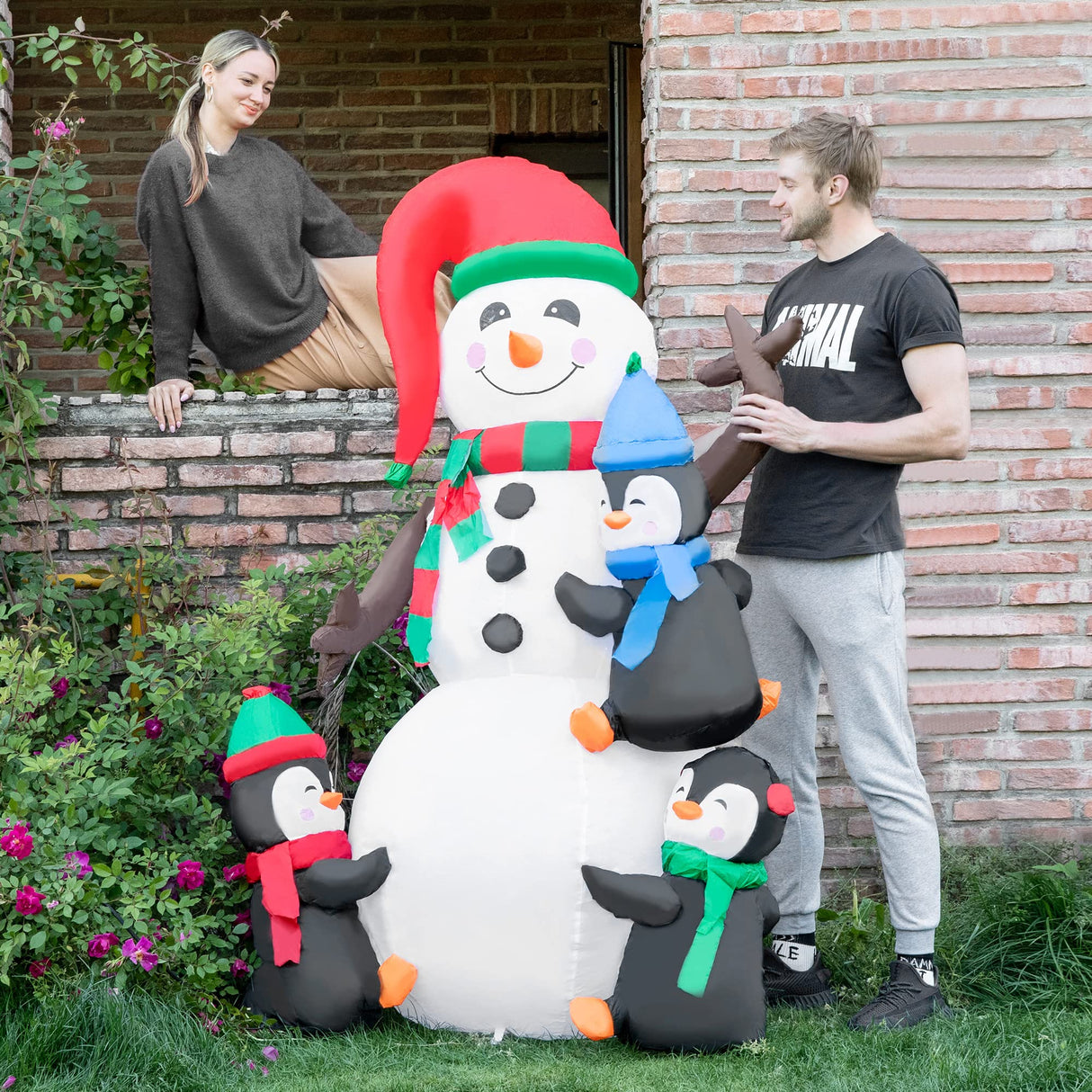 VIVOHOME 6FT Christmas Inflatable Outdoor Decoration, Snowman with Penguin, Navidad Blow Up Yard Decor with Built-in LED Light for Lawn, Garden, Party VIVOHOME