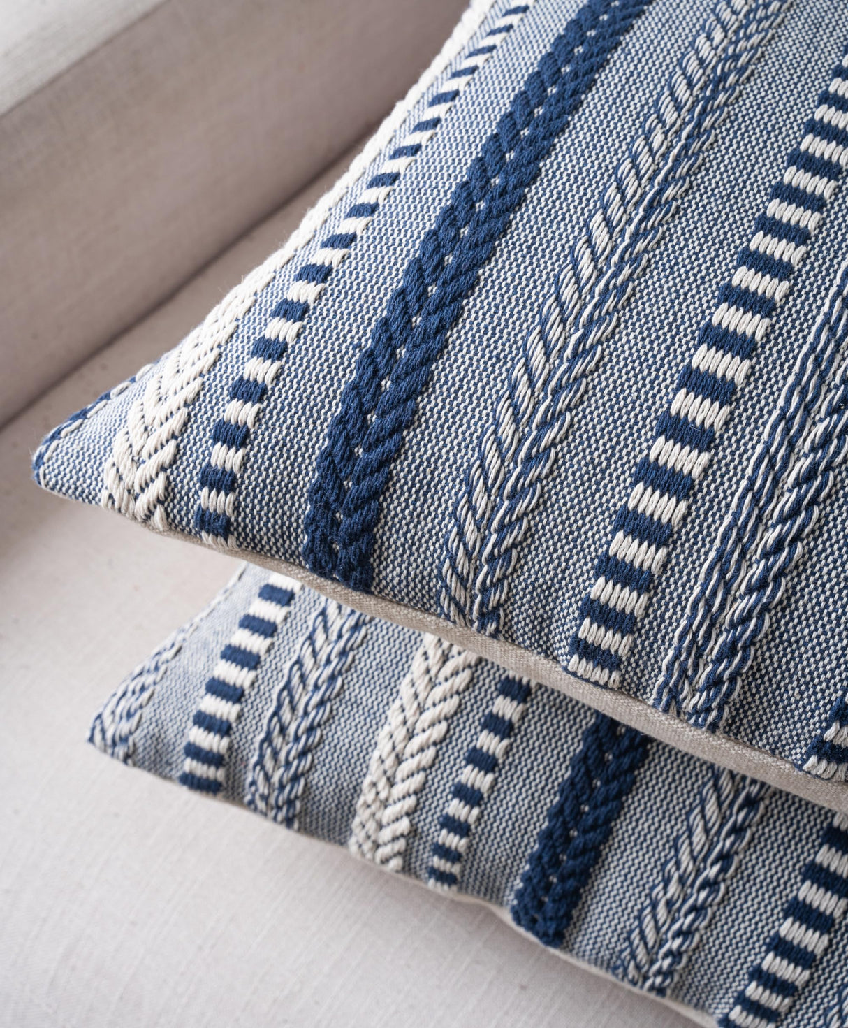 Cethom Boho Throw Pillow Covers 18x18 Inch Set of 2, Farmhouse Decorative Couch Pillow Cases, Navy Blue Accent Pillows of Bed, Sofa Bedroom Living Room Home Decor Cushion Cover Cethom