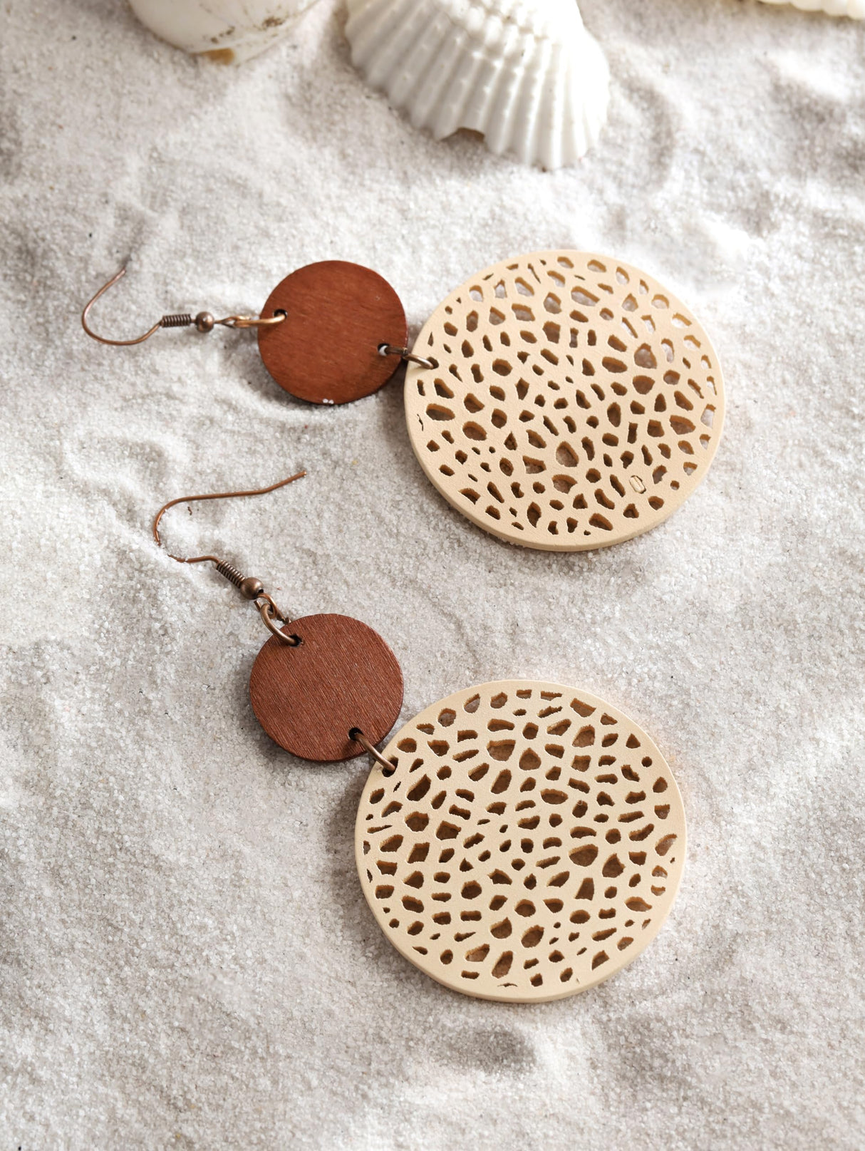MINACHI Bohemian Natural Wood Cut-Out Disc Dangle Drop Earrings, Boho Chic Hippie Jewelry Gift for Women MINACHI