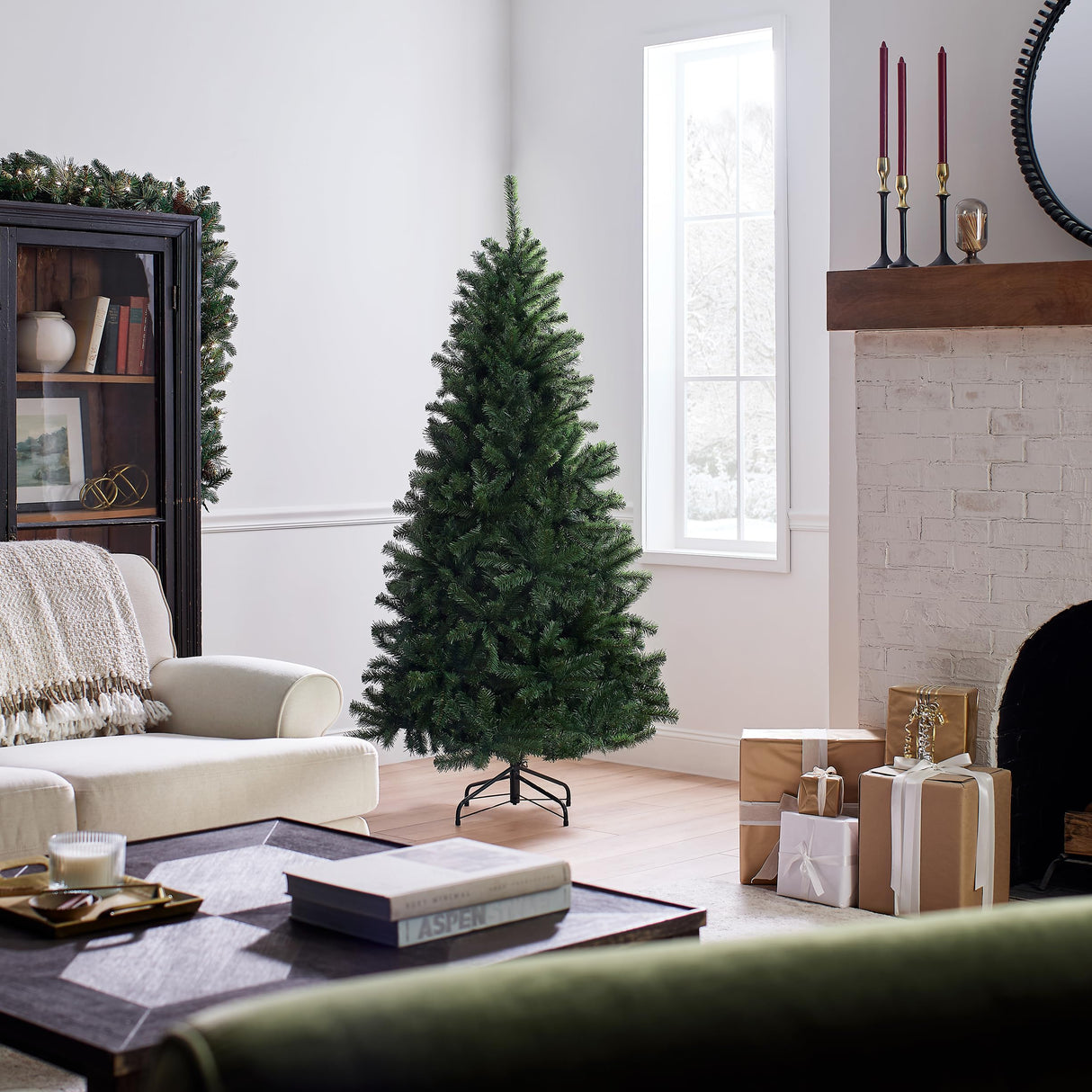 National Tree Company Artificial Full Christmas Tree, Green, North Valley Spruce, Includes Stand, 6 Feet National Tree Company