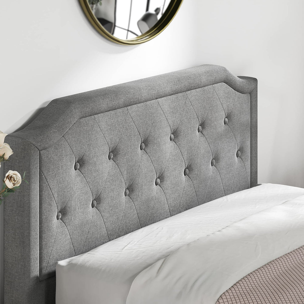 ZINUS Kellen Upholstered Scalloped Platform Bed Frame, Mattress Foundation, Wood Slat Support, No Box Spring Needed, Easy Assembly, Queen Zinus