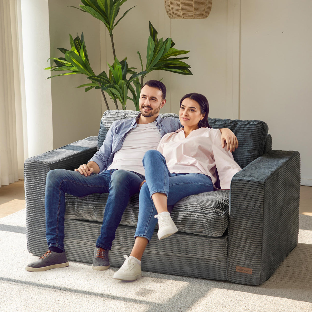 MAXYOYO Convertible Sofa Bed, Pull Out Loveseat Sleeper Sofa, 2 in 1 Folding Couch Bed, Fold Out Floor Couch with Pillows for Living Room Bedroom Lounge, Dark Grey MAXYOYO