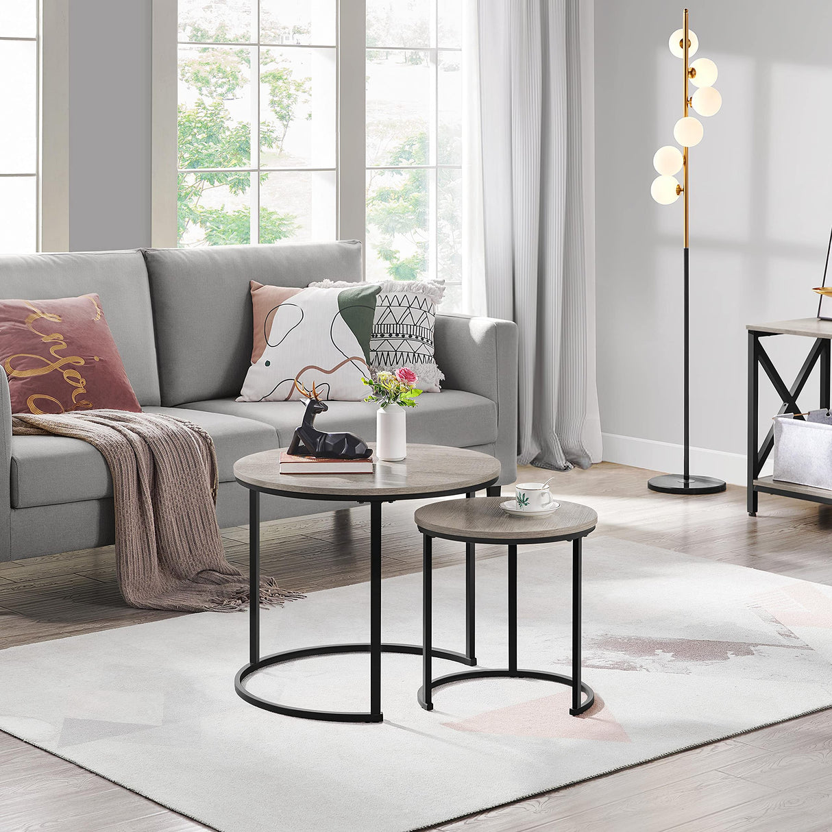 Yaheetech Nesting Coffee Table Set of 2, Nesting Table, Rustic Stacking Side Tables, Nesting End Table Set w/Round Wooden Tabletop and Sturdy Metal Base for Living Room,Small Space, Gray Yaheetech