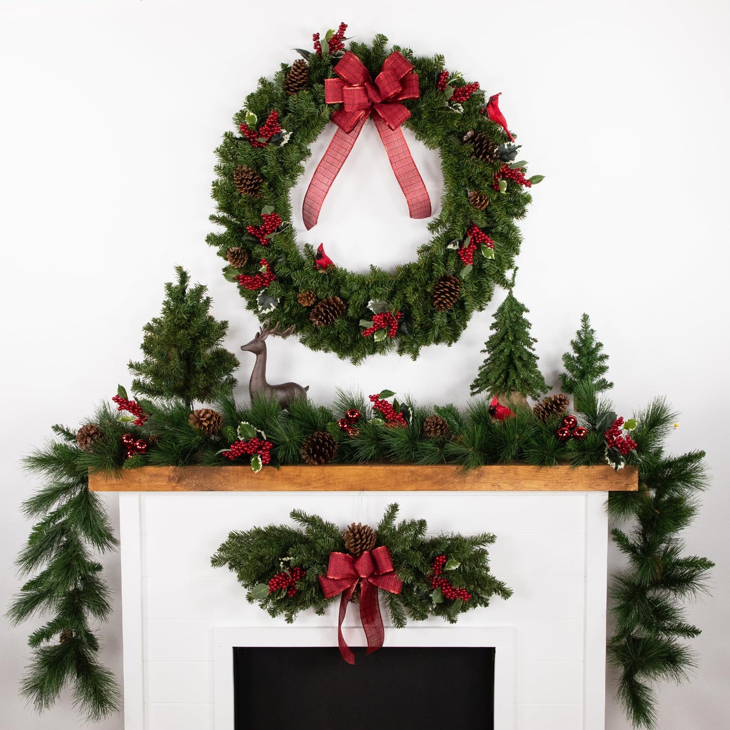 32" Canadian Pine Artificial Christmas Door Swag - Unlit