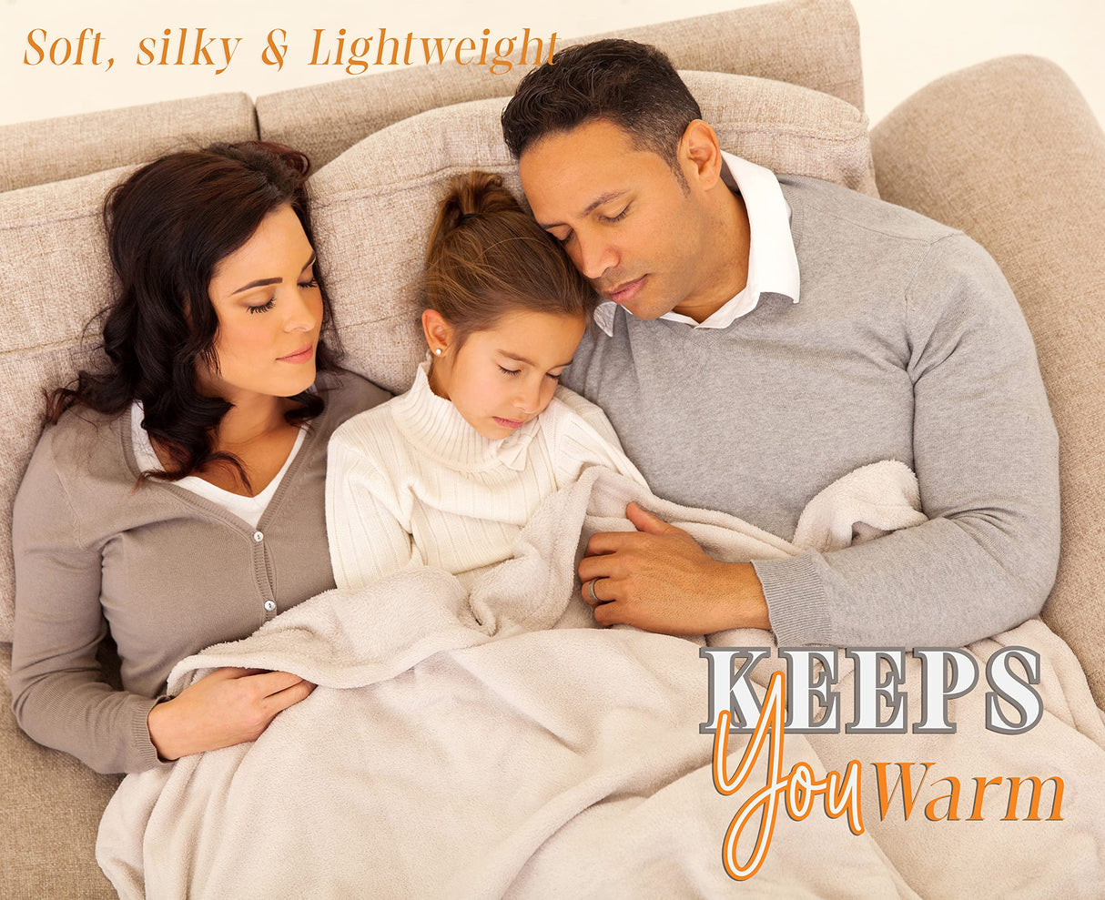 Elegant Comfort Luxury Velvet Super Soft Christmas Prints Fleece Blanket-Holiday Theme Home Décor Fuzzy Warm and Cozy Throws for Winter Bedding, Couch and Gift, 50 x 60 inch, Red Snowman Elegant Comfort