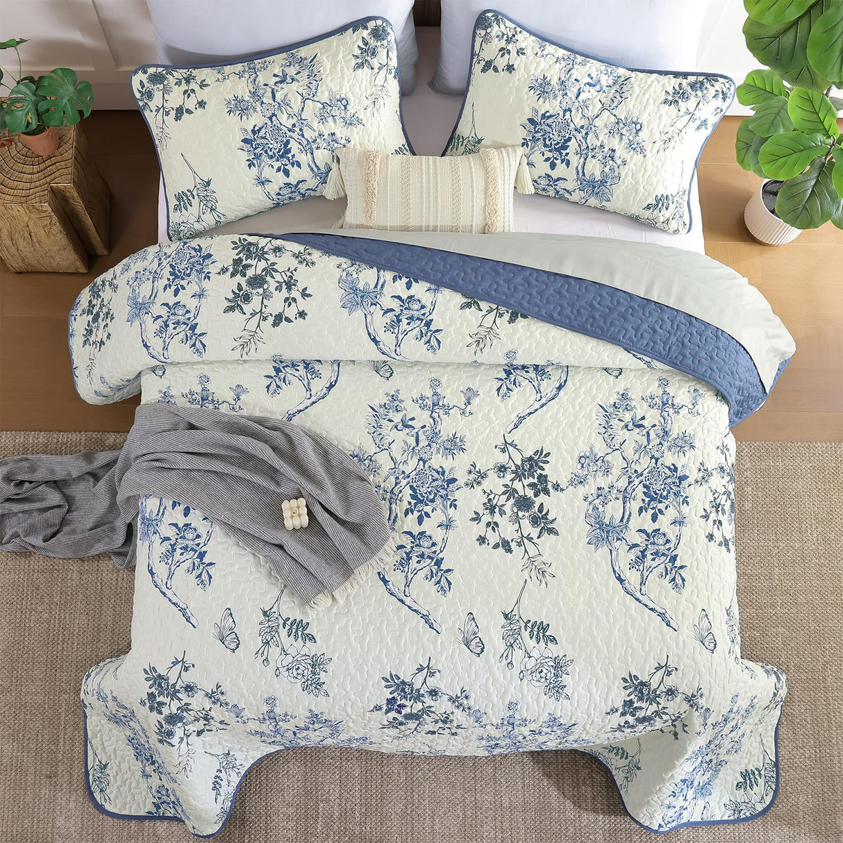 WONGS BEDDING Blue Floral Quilt Set King,Botanical Leaf & Butterfly Pattern Bedspread Coverlet Set,Soft Beautiful Farmhouse Plants Quilts Bedding Set for All Seasons(104"×90") WONGS BEDDING
