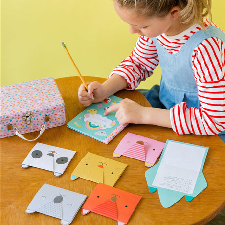 Petit Collage DIY Arts and Crafts Kit, Stationery Design – Craft Kit for Kids Includes 12 Animal Notecards, 1 Blank Journal, 2 Sticker Sheets, 4 Colored Double-Sided Pencils & Instructions Petit Collage