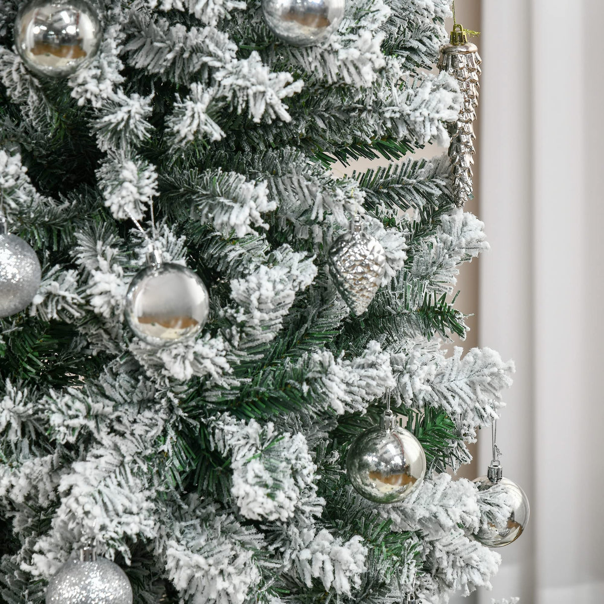 HOMCOM 9' Tall Unlit Snow-Flocked Slim Artificial Christmas Tree with Realistic Branches and 1014 Tips HOMCOM