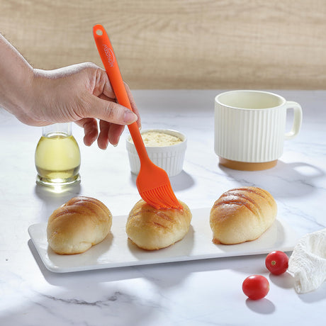 4PCS Silicone Basting Pastry Brush, MONGSEW Heat Resistant Food Brush Spread Oil Butter Sauce for BBQ Grill Baking Kitchen Cooking, BPA Free, Dishwasher Safe (Multicolor, 4 Pcs) MONGSEW