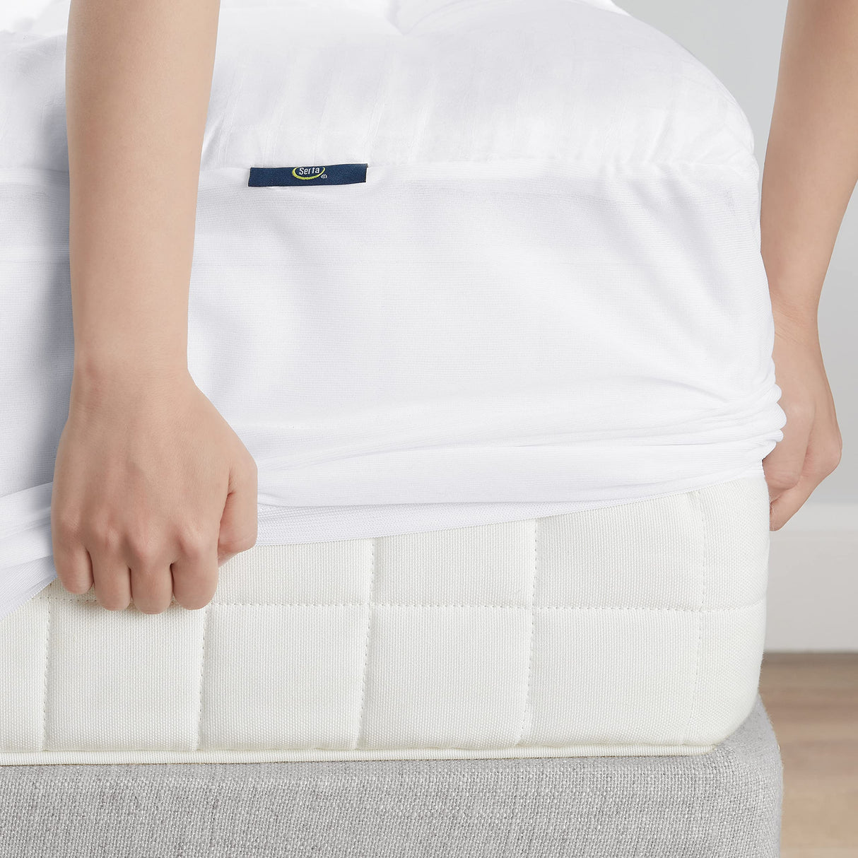 Serta ComfortSure Queen Mattress Cover, Fitted Pillow Top Mattress Pad, Super Soft and Breathable Quilted Cotton Protector with 18" Elastic Deep Pockets for Secure Fit, White Serta
