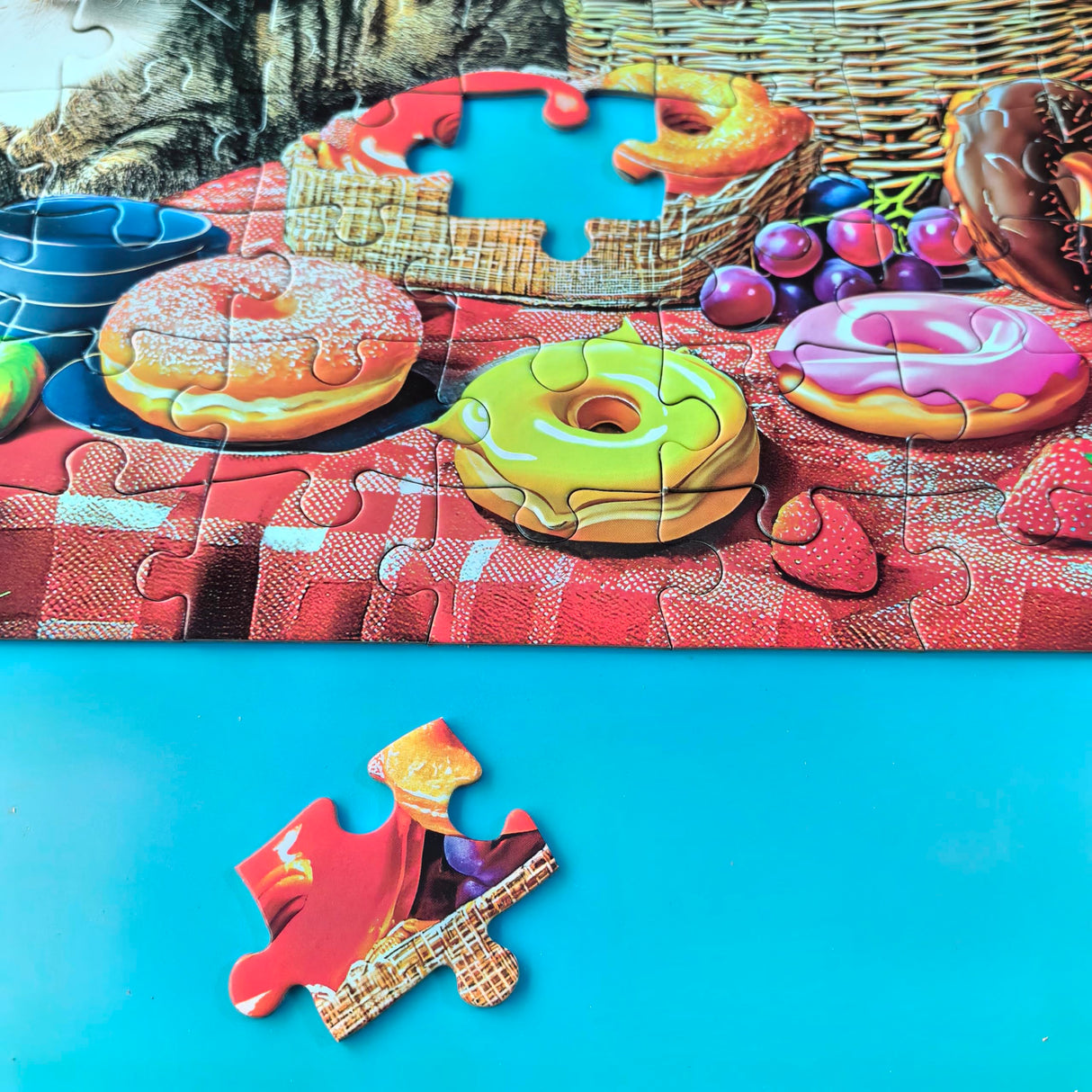 100 Pieces Jigsaw Puzzles for Adults - Cat Puzzles for Kids Ages 6-8 8-10 10-12 - Picnic Kittens and Donuts Mulic