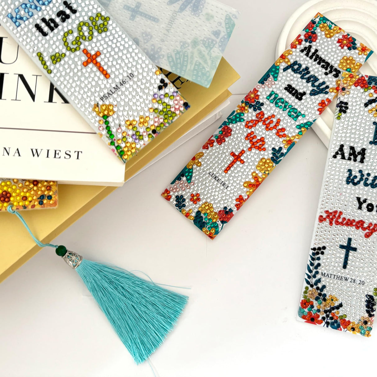12Pcs Christian Bible Verse Diamond Art Bookmark for Adults Flower Cross 5d Diamond Painting Bookmarks with Tassel for DIY Making Kit for Reading Lover Book Lover DIY Crafts Religious Gift SEREDH