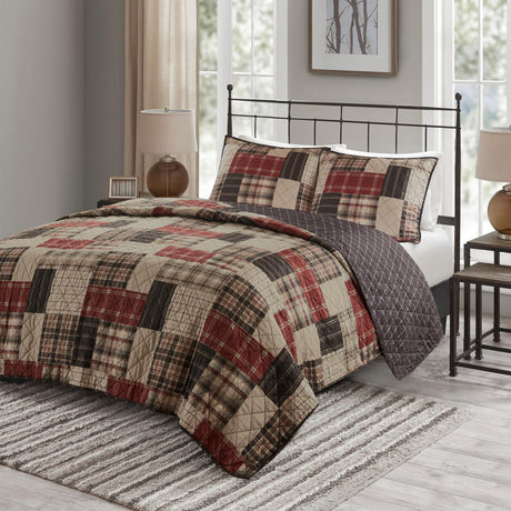Madison Park King Quilt Set Patchwork Farmhouse, Diamond Quilting Reversible Coverlet Set for King Size Bed, Plush Cotton Filled Quilt Set King Size, Shams King/Cal King Red/Black 3 Piece Madison Park