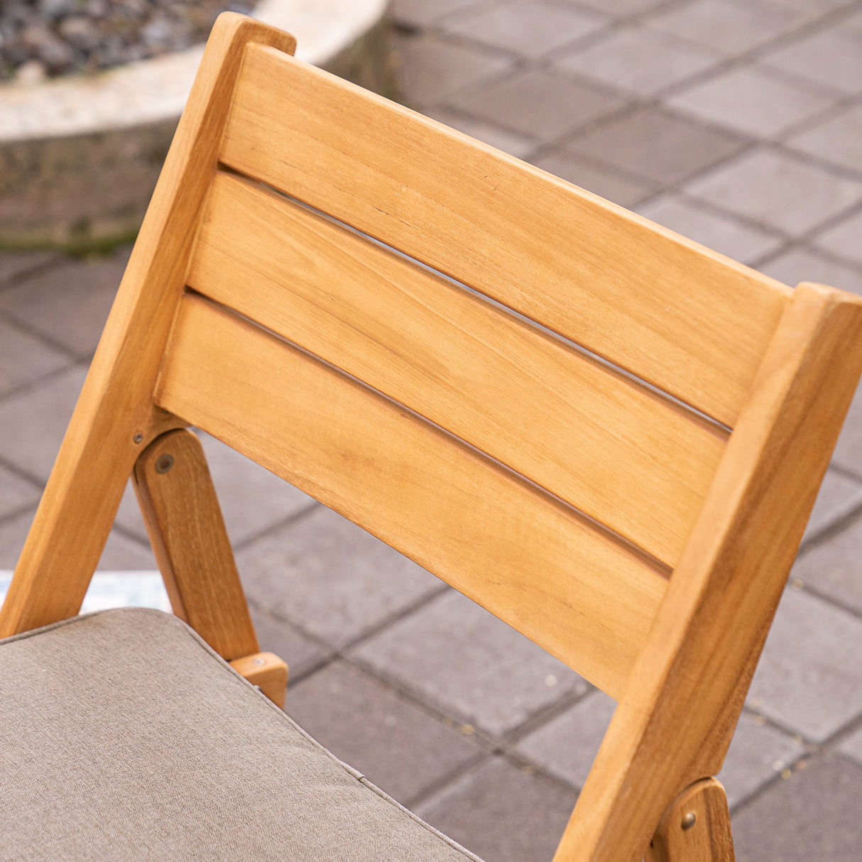 Cambridge Casual Miami Teak Wood Patio Dining Set with Cast Shale Cushion, Natural Teak/Cast Shale Cambridge Casual