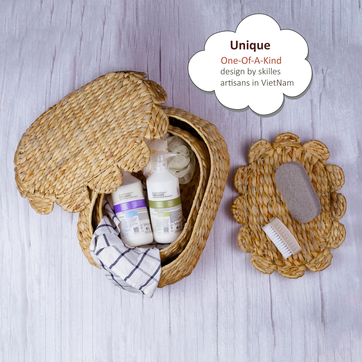 LUSYDECO Set of 2 Hand Round Wicker Storage Baskets with Lid, Rattan Basket Decorative Boxes, Woven Storage Box Hyacinth Basket with Lids, Scalloped Edge Wicker Basket with Lid LUSYDECO