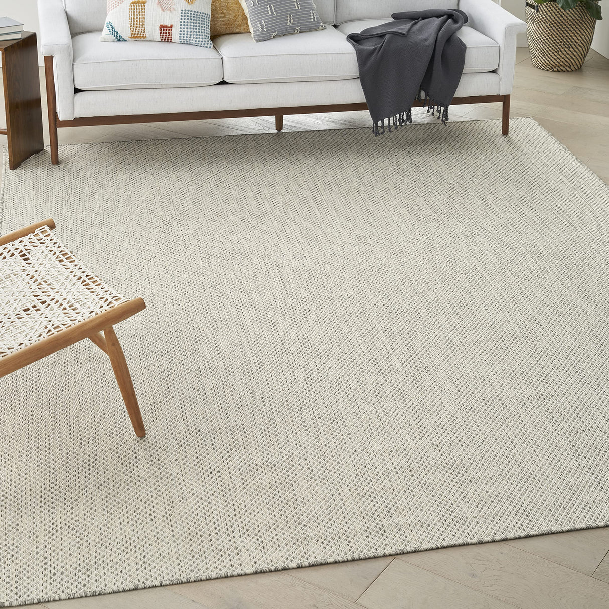 Nourison Home Courtyard Indoor/Outdoor Ivory Silver 7' x 10' Area Rug, Geometric, Easy Cleaning, Non Shedding, Bed Room, Living Room, Dining Room, Deck, Patio, Backyard (7x10) Nourison