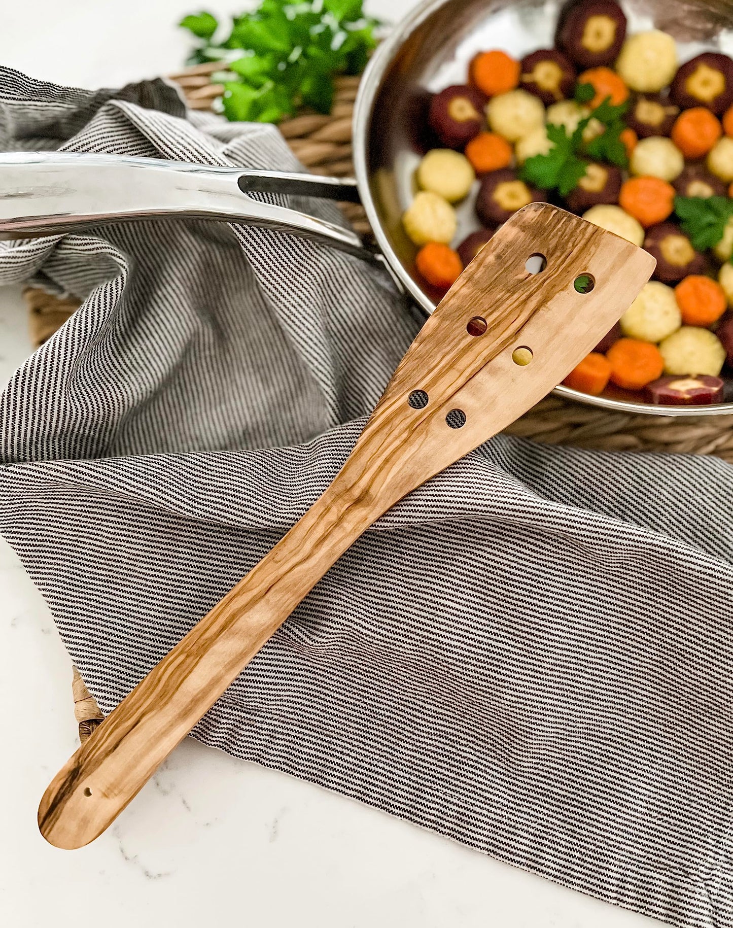 Cilio Toscana Olivewood 3-Piece Utensil Set, Includes Perforated Spatula, Stirring Spoon, Cooking Spoon, Natural