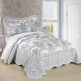 Home Soft Things Damask 4 Piece Bedspread Set, Scalloped Edge Reversible Quilt Coverlet Comforter Prewashed Bedding Set, Matelasse Embossed Floral Solid Pattern,White Oversize Queen(110" x 120") Home Soft Things