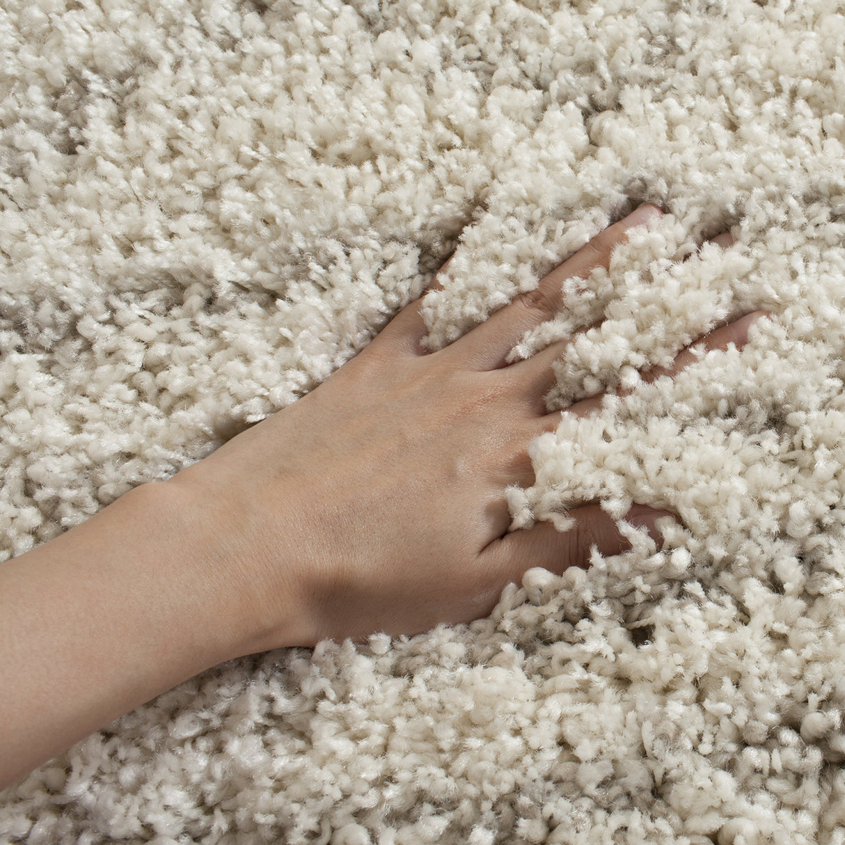 SAFAVIEH Area Rug 8x10 - Arizona Shag Collection - Large - Ivory & Beige, Moroccan Boho Design, Non-Shedding & Easy to Clean, Ideal for Living Room, Bedroom, Dining Space (ASG741A) SAFAVIEH