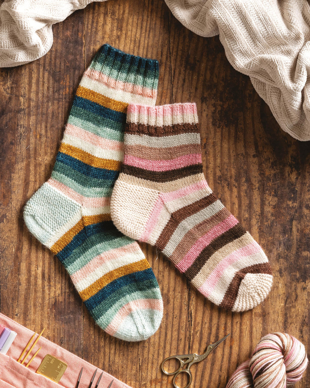 No Fear Sock Knitting: Take the worry out of sock knitting with this beginner's guide WoodArtSupply