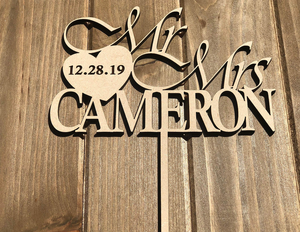 Personalized Wedding Cake Topper | Wooden Cake Topper | Mr Mrs Heart Customized Wedding Date And Last Name designLEE Studio