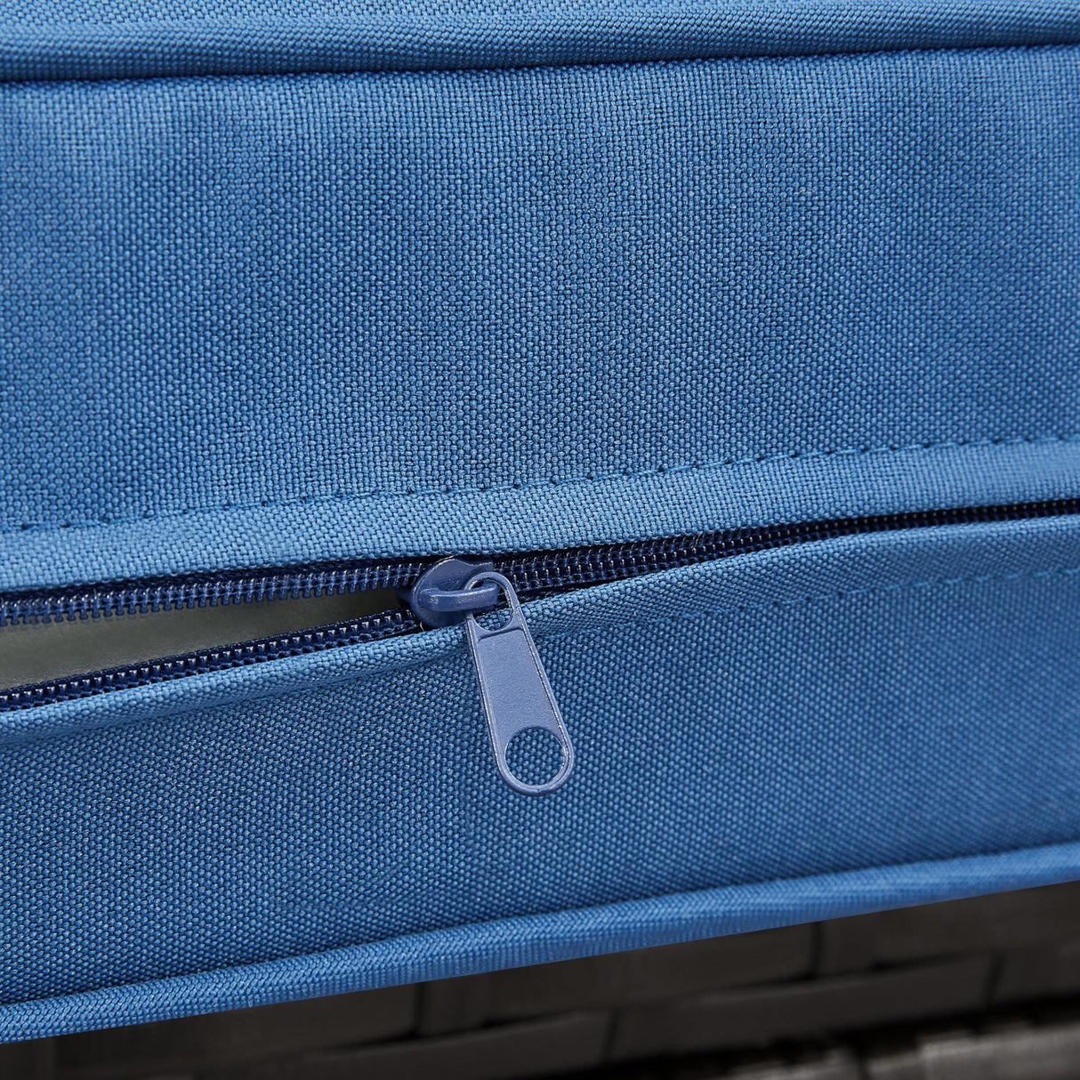 Yaheetech 3-Seat Patio Wicker Sofa, Outdoor Rattan Couch with Furniture Cover, Deep Seat High Back with Cushions & Throw Pillows for Deck/Porch/Balcony/Yard, Brown/Dark Blue Yaheetech