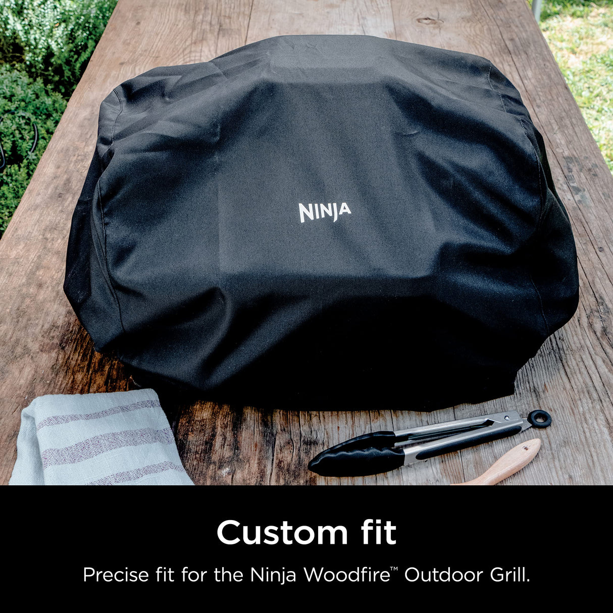 Ninja XSKCOVER Premium Outdoor Cover, Compatible Woodfire Grills (OG700 Series), Water-Resistant, Anti-Fade Fabric, Lightweight, Black, 19'' x 24'' x 13' Ninja