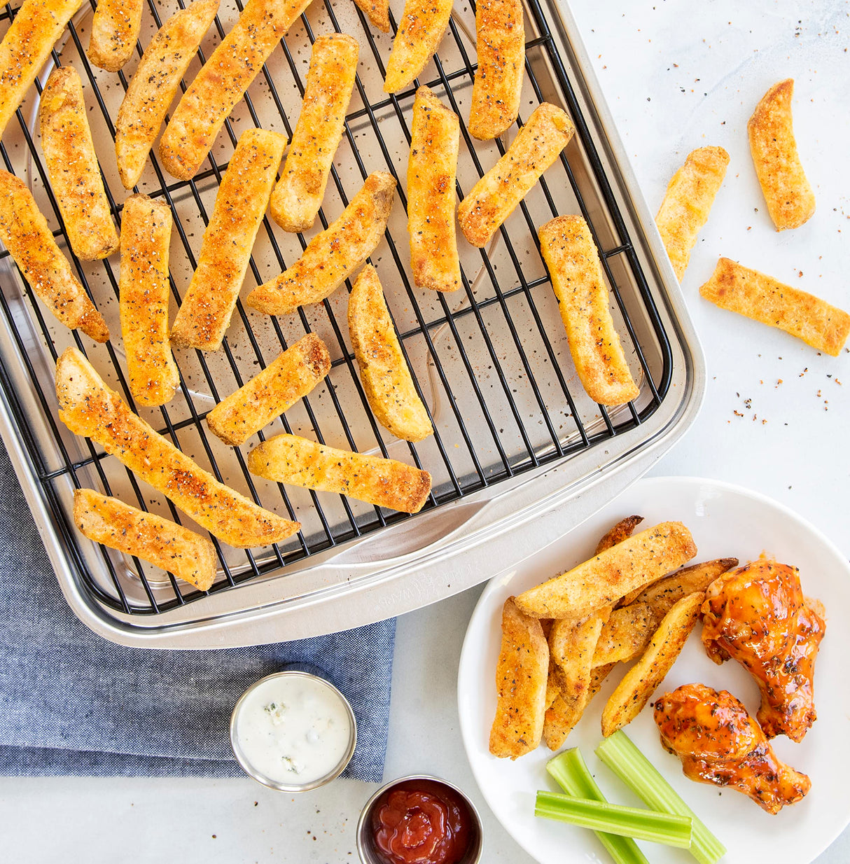 Nordic Ware Oven Crisp Baking Tray, 17.10 x 12.40 x 1.40 inches, Natural Nordic Ware