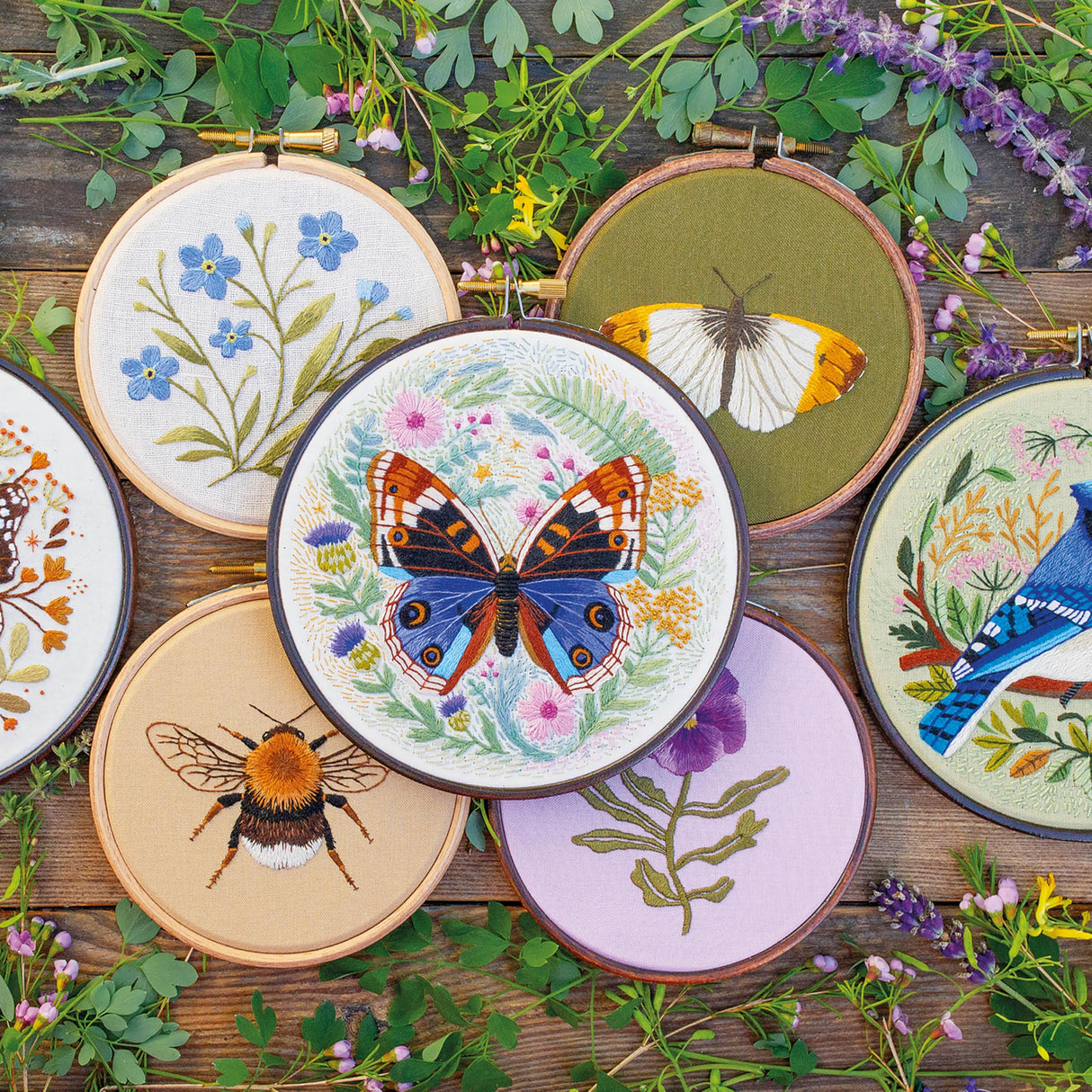Paint with Thread: In the Garden: A step-by-step guide to embroidery WoodArtSupply