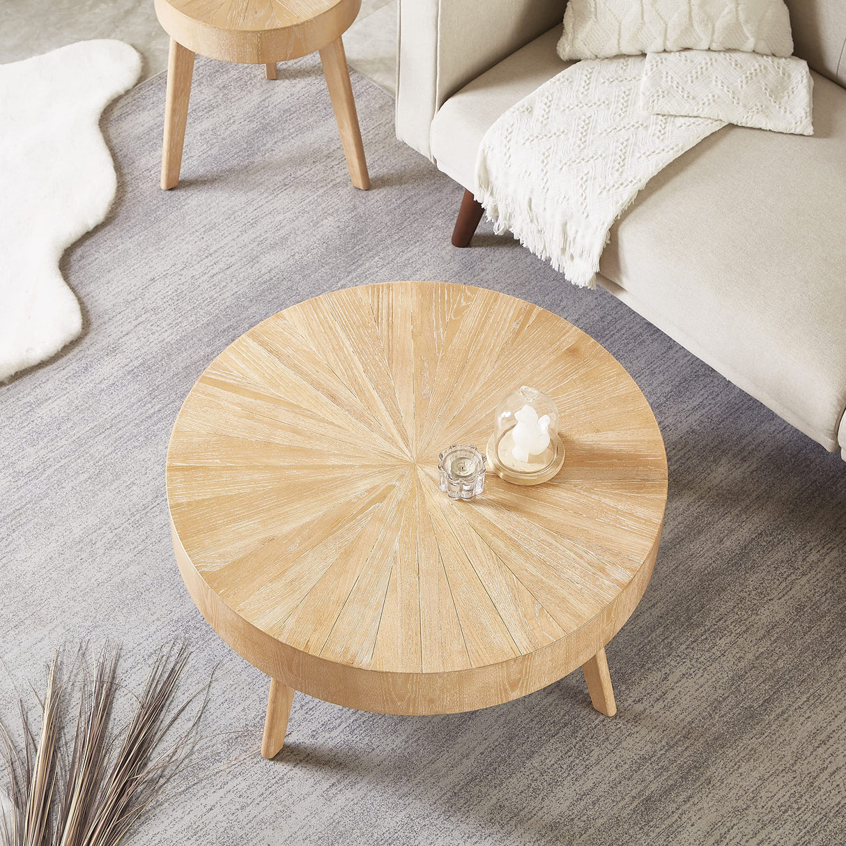 Gexpusm 2-Piece Solid Wood Coffee Table Set, Rustic Round Farmhouse End Tables for Living Room, 31x31x16 in, Light Brown Gexpusm