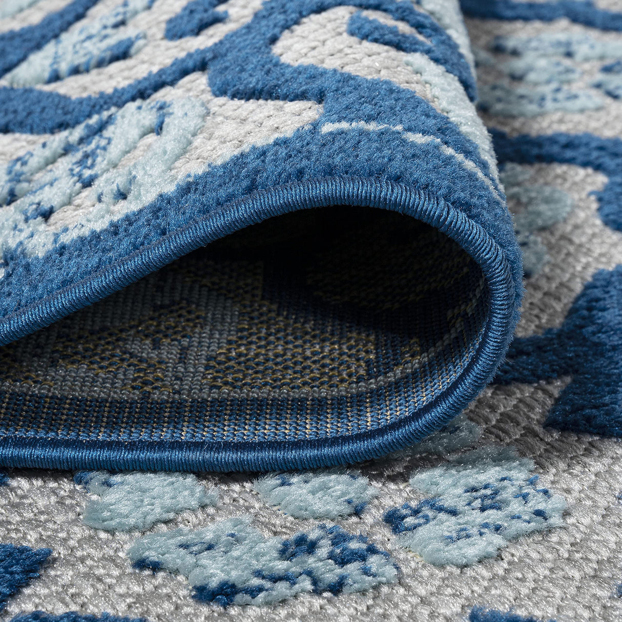 JONATHAN Y Tile Trellis Indoor Outdoor Area Rug 3X5 Light Gray/Blue, Gallia High-Low for Backyard, Patio, Porch, Easy-Cleaning, High Traffic, Pet-Friendly, Non-Shedding (AMC107B-3) JONATHAN Y