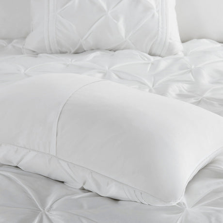 7 Piece Tufted Comforter Set White HouseOfZazla