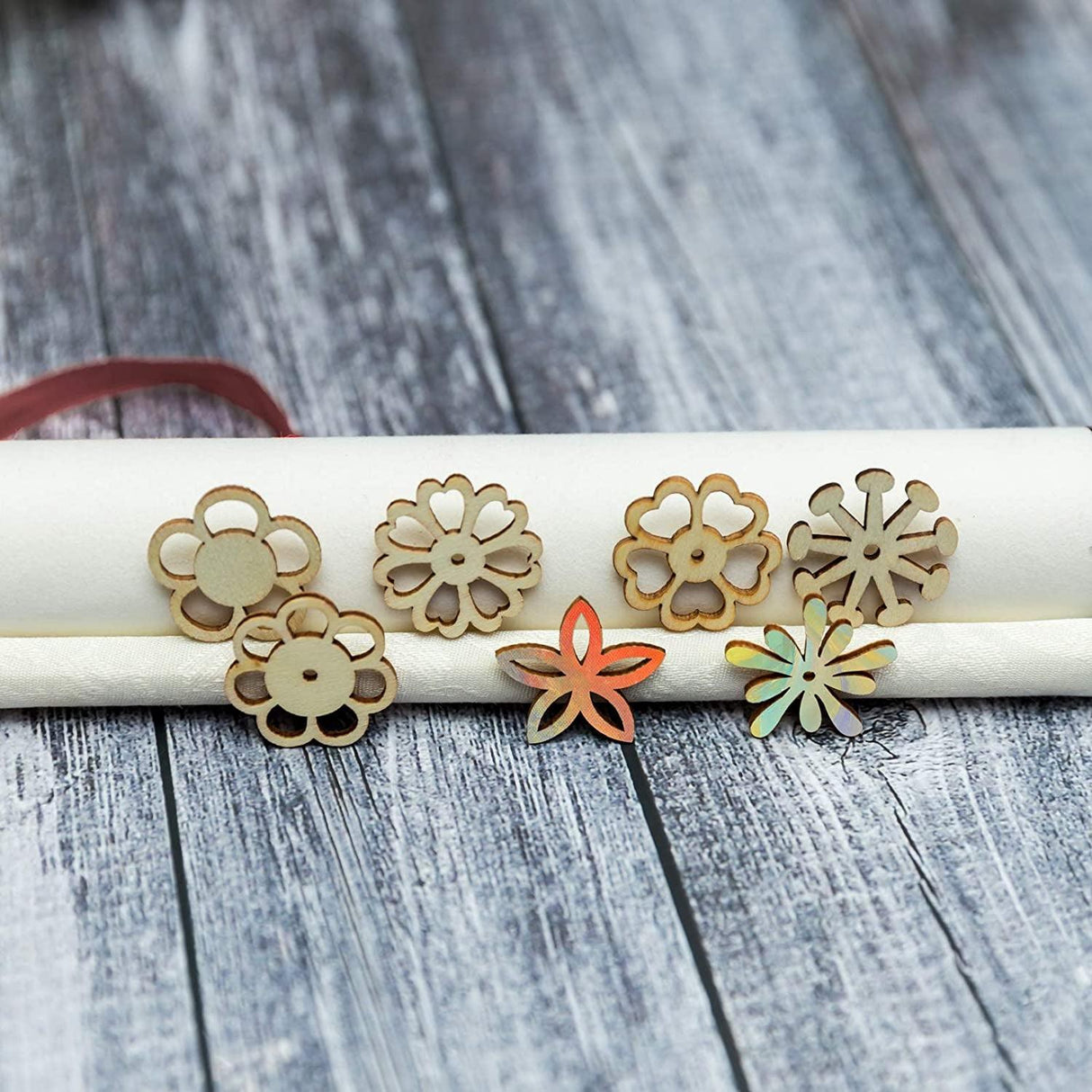 Flower Shape Wood Slices, Unfinished Wood DIY Craft Ornament 100Pcs WoodArtSupply