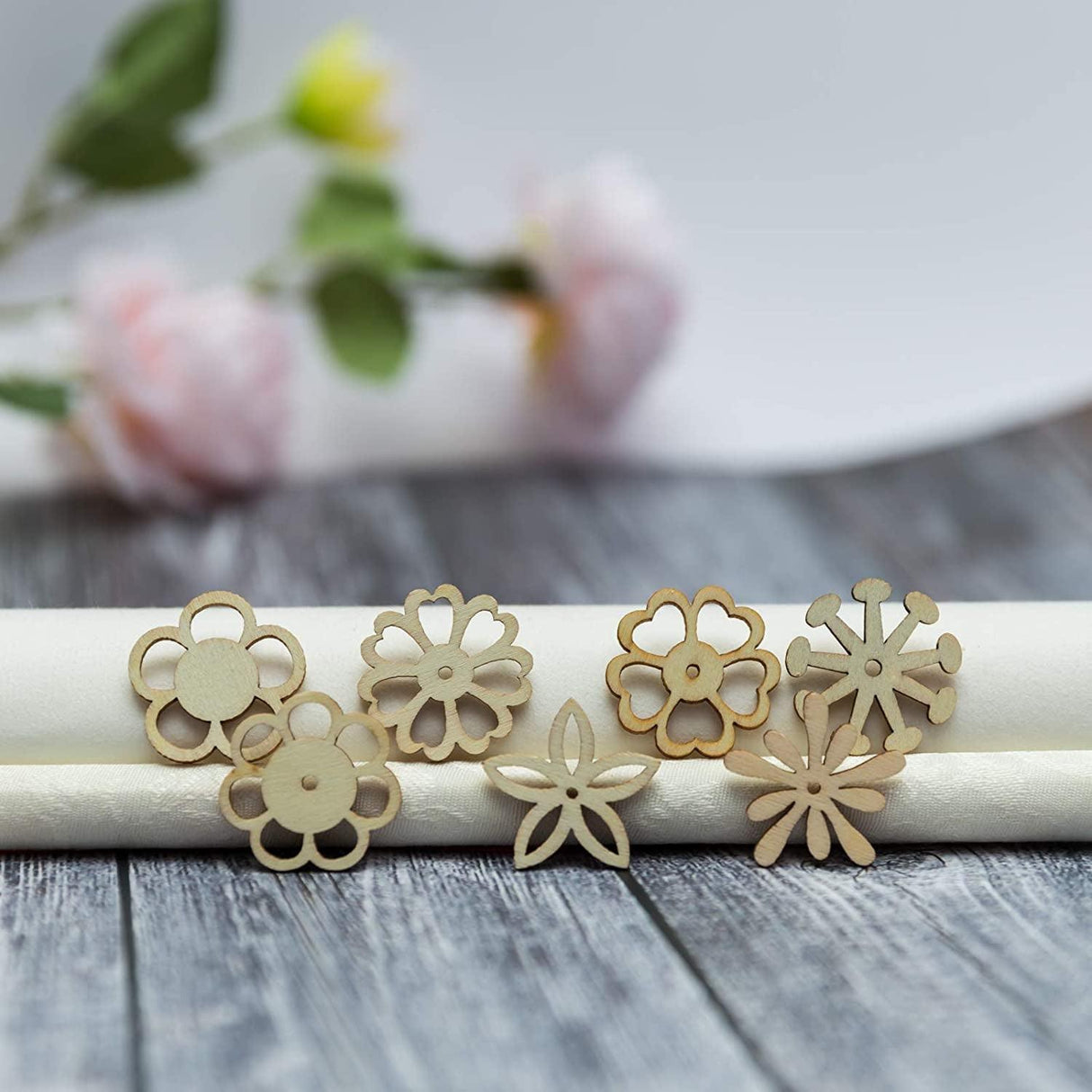 Flower Shape Wood Slices, Unfinished Wood DIY Craft Ornament 100Pcs WoodArtSupply