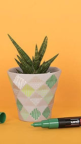 POSCA 8-Colour Paint Marker Set, PC-1M Extra Fine posca