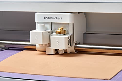 Cricut StrongGrip Cricut Cutting Mat 12in x 24in, Craft Cutting Mat for Maker & Explore, Use with Heavyweight Materials - Specialty Cardstock & More, Cricut